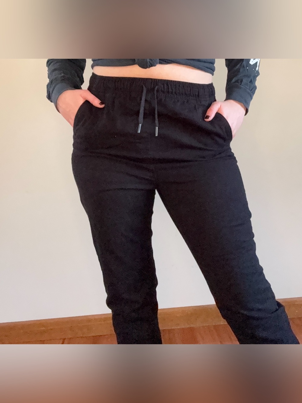 black drawstring jogger pants 🖤 | y2k goth streetwear casual minimalist preppy